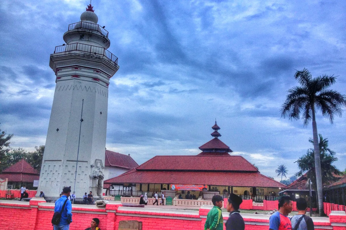 Pemandangan Masjid Agung Banten